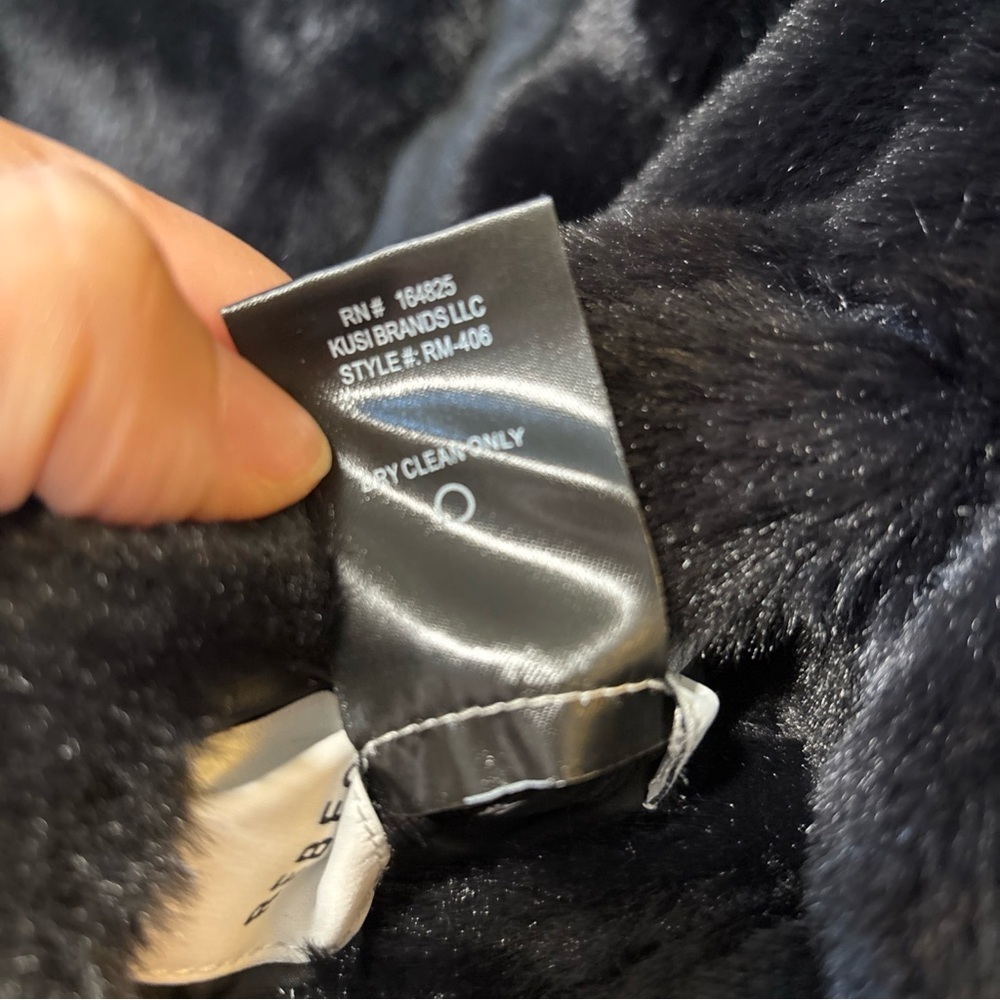 NWT Rebecca Minkoff Black Reversible Faux Fur Hooded Puffer Jacket Size M Medium - Picture 9 of 12